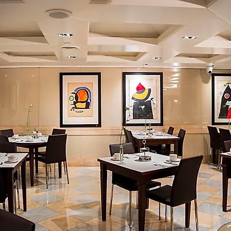 فندق ديربي 4*
